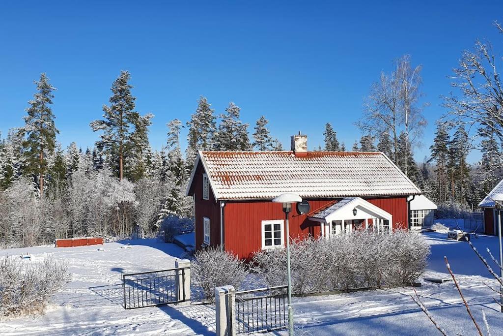 Villa Pa Landet, Habo Extérieur photo