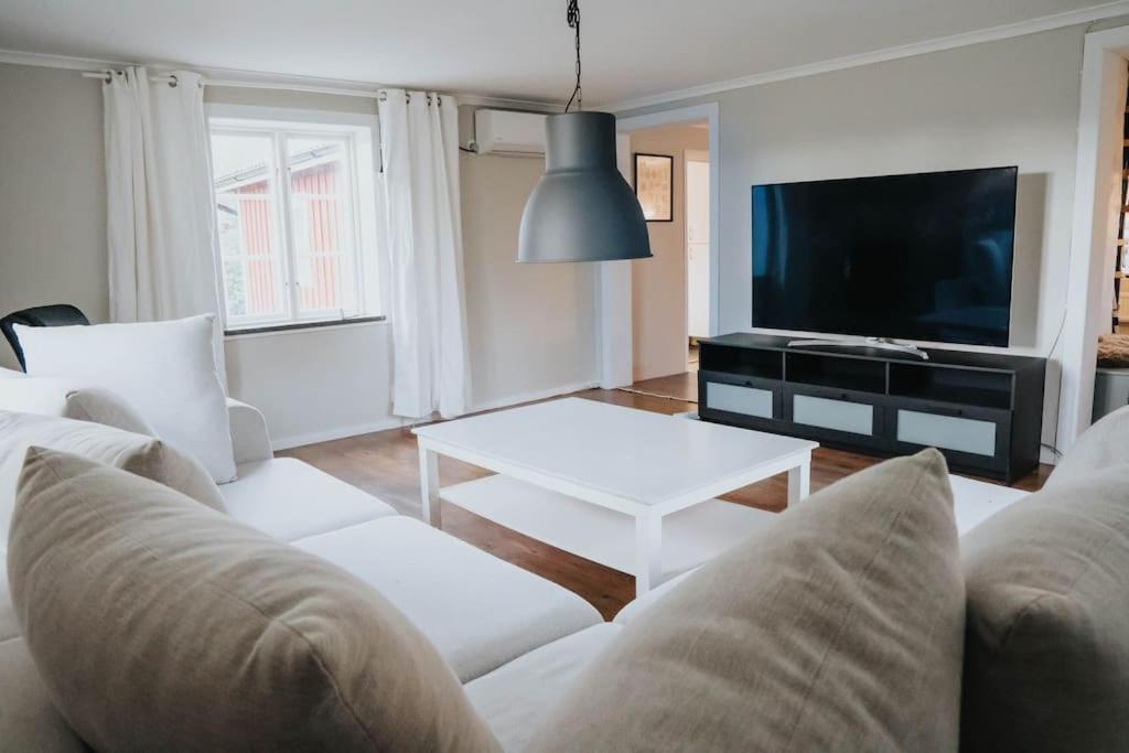 Villa Pa Landet, Habo Extérieur photo